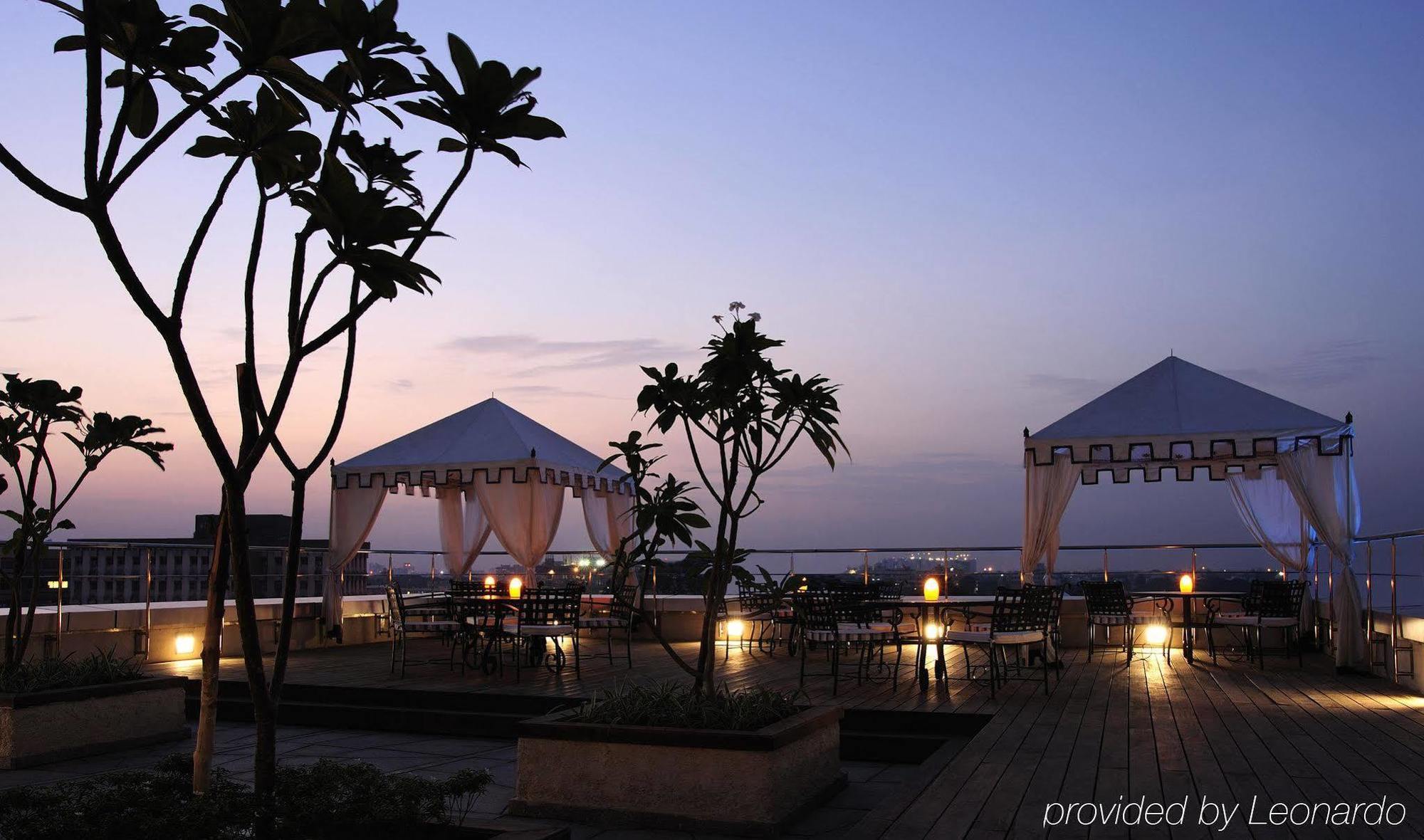 מלון צ'נאי Taj Club House מסעדה תמונה