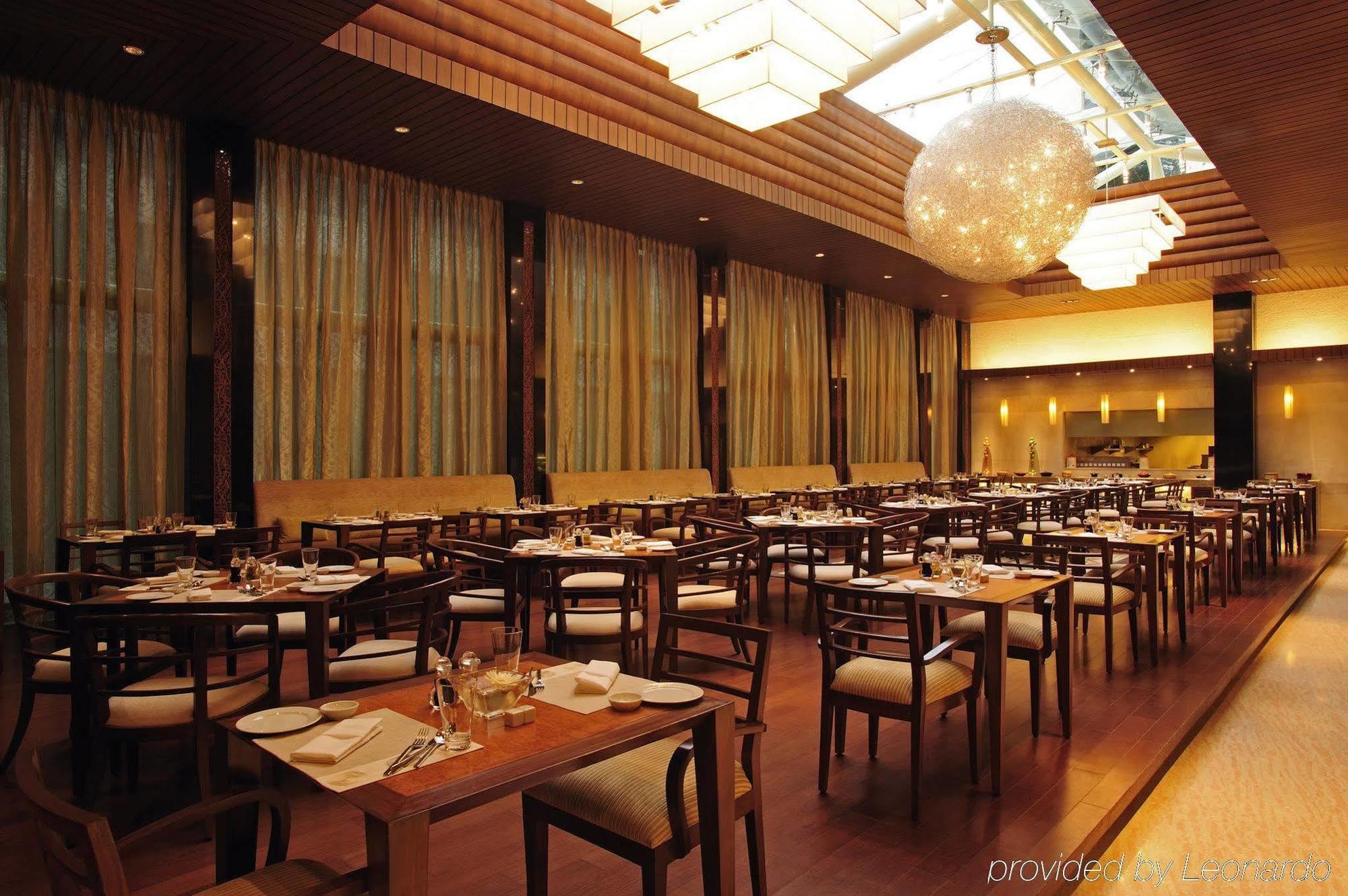 מלון צ'נאי Taj Club House מסעדה תמונה